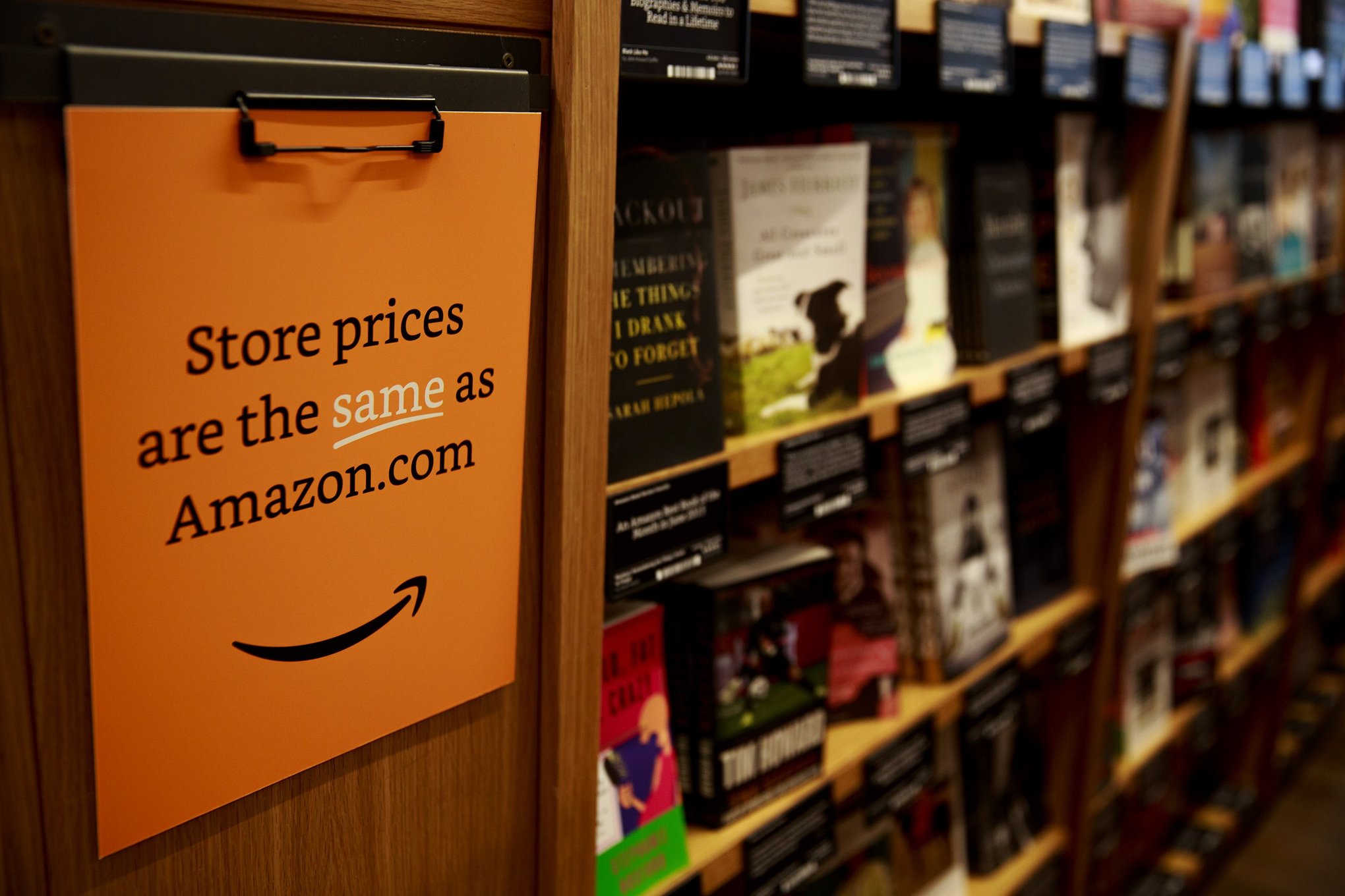 亚马逊为什么要开实体书店？