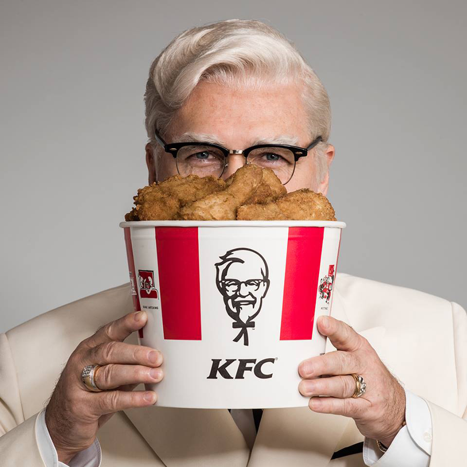 KFC画风突变，小伙伴们都惊了：在高档会所里吃全家桶？