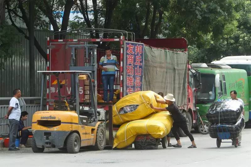 不少物流公司都遇到了招人难的窘境。TT__6665(1).jpg