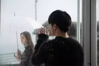 除了段子,薛之谦的情歌歌词也是最好的文案教科书 除了段子,薛之谦的情歌歌词也是最好的文案教科书