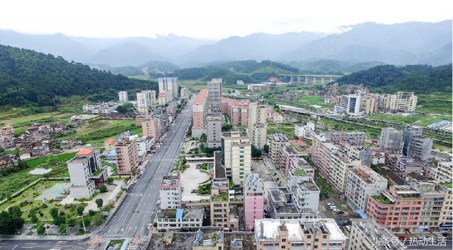 连山县人口_2018年清远各区县GDP排名 清城区第一,清新第二,连山人均最少(2)