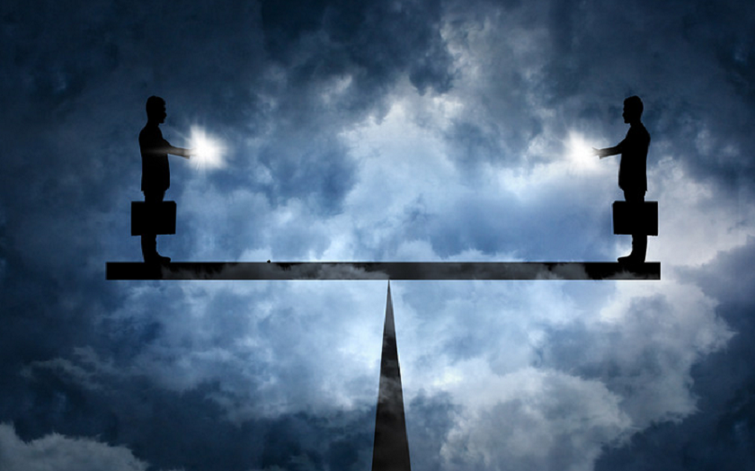 从永辉到唯品会：京东和阿里的战争，已然是腾讯和阿里的战争